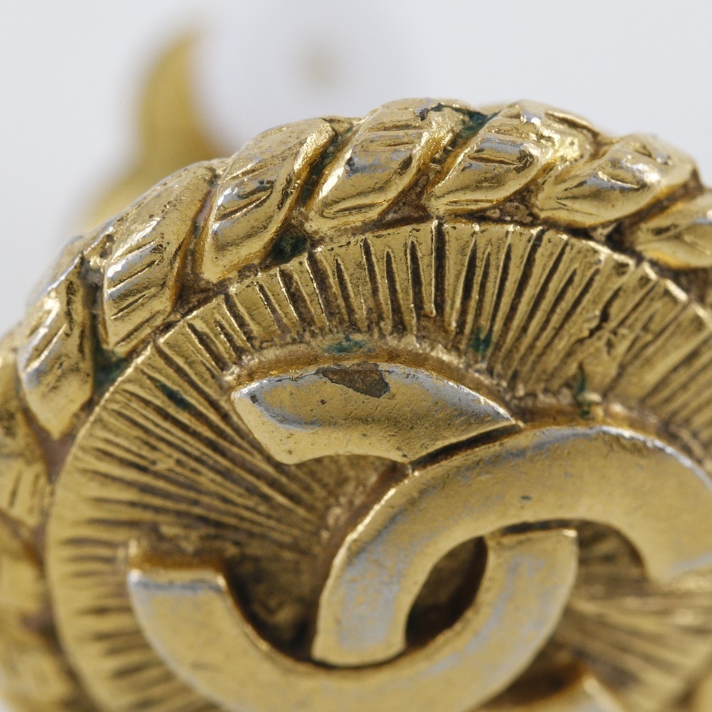 CHANEL Authentic Gold Earrings - Picture 6 of 9